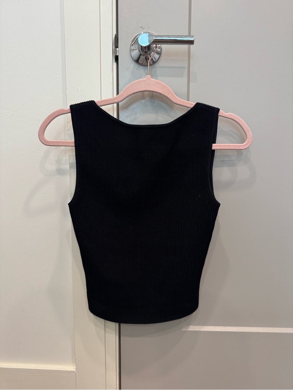 Aritzia Scully knit Black Tank Top - Women's Sleeveless Crop